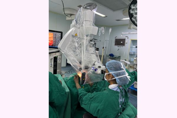 Dr. Shruti Sharma is an experienced ENT Specialist in (Pedder Road and Tardeo) Mumbai for diagnosing and treating disorders related to the ear, nose, and throat.